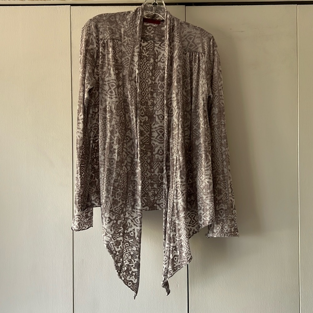 Women’s Velvet brand Size S long sleeve print open drape front coverup